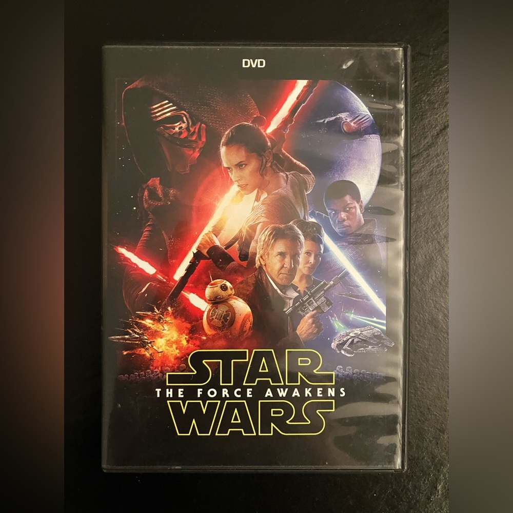 Star Wars The Force Awakens (DVD, 2015) Used